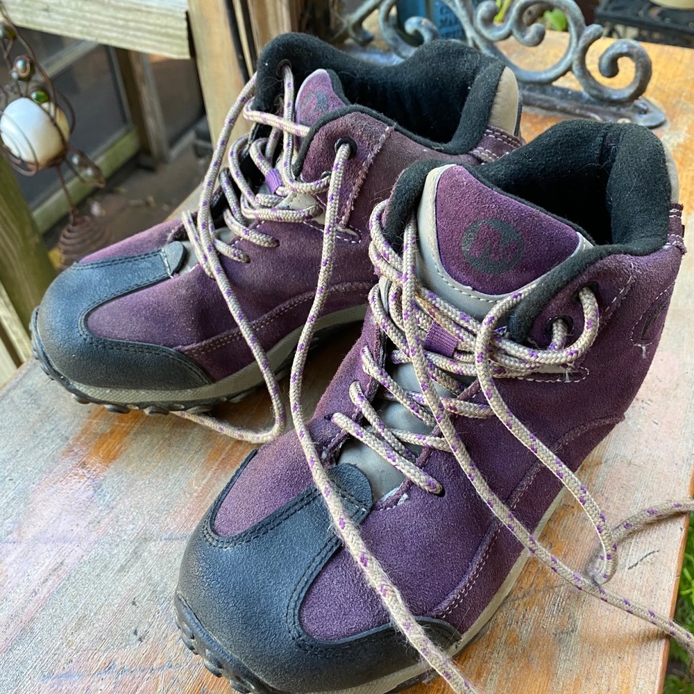 Girls Merrell gore Tex boots